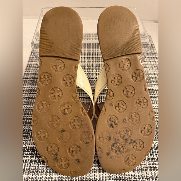 Tory Burch Floral Logo Sandals | Size 7.5 | Leather Thong Sandals | Boho Chic - Picture 8 of 9